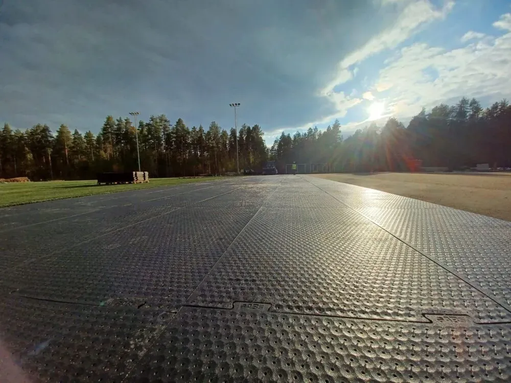 Tekonurmikenttä Joensuu Koillispuisto