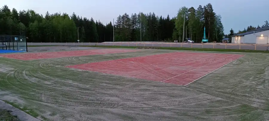Ravilinnan Tenniskentät Iitti