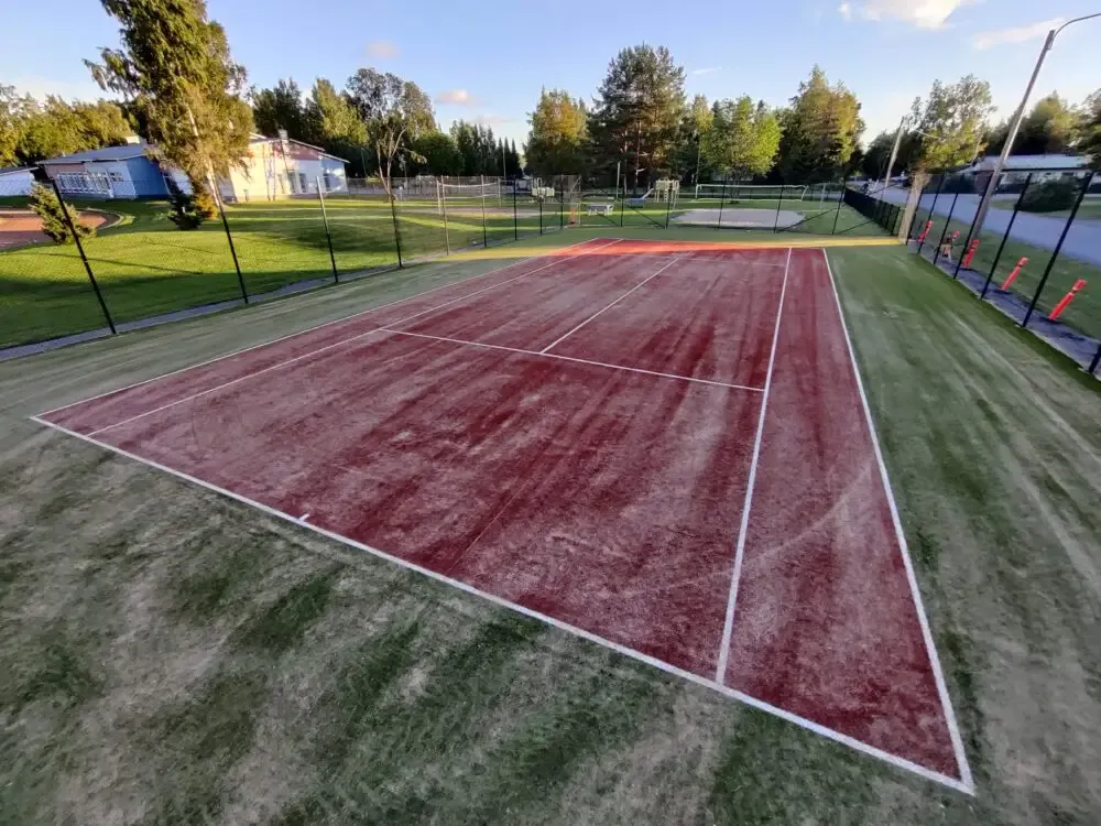 Tenniskenttä Isokyrö – pintamateriaali