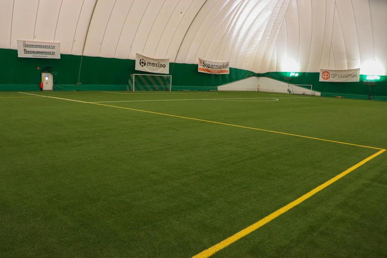 GrIFK Arena tekonurmi asennus 1